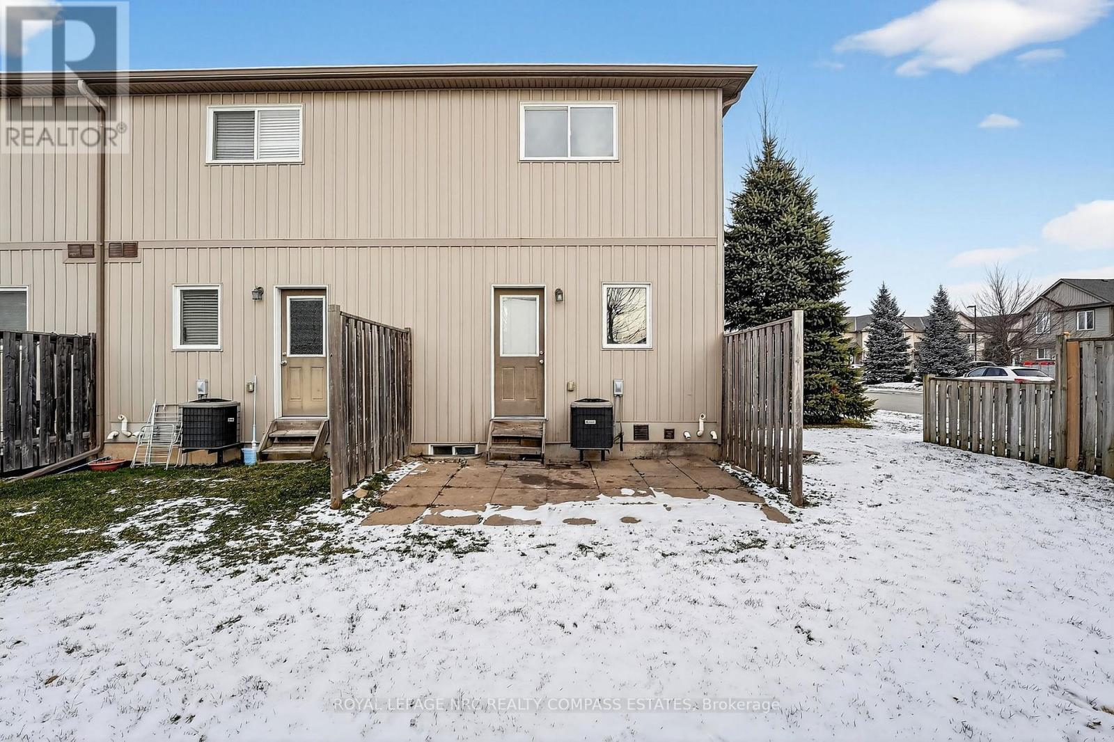 1 - 6117 Kelsey Crescent, Niagara Falls (Forestview), ON