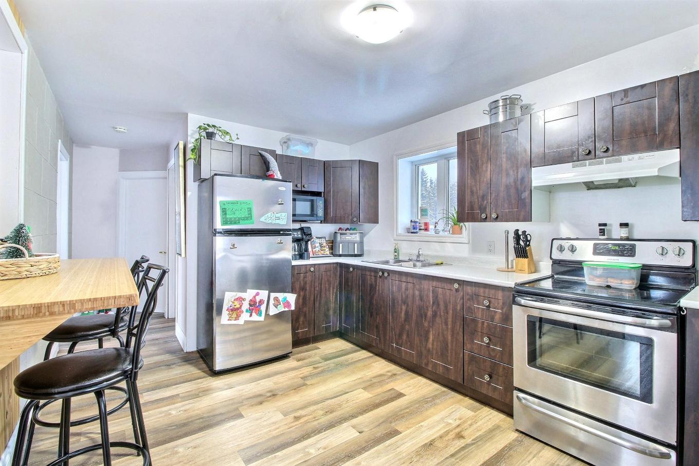 Cuisine - 2366 - 2368 Rue Saguenay, Rouyn-Noranda, QC - Indoor Photo Showing Kitchen