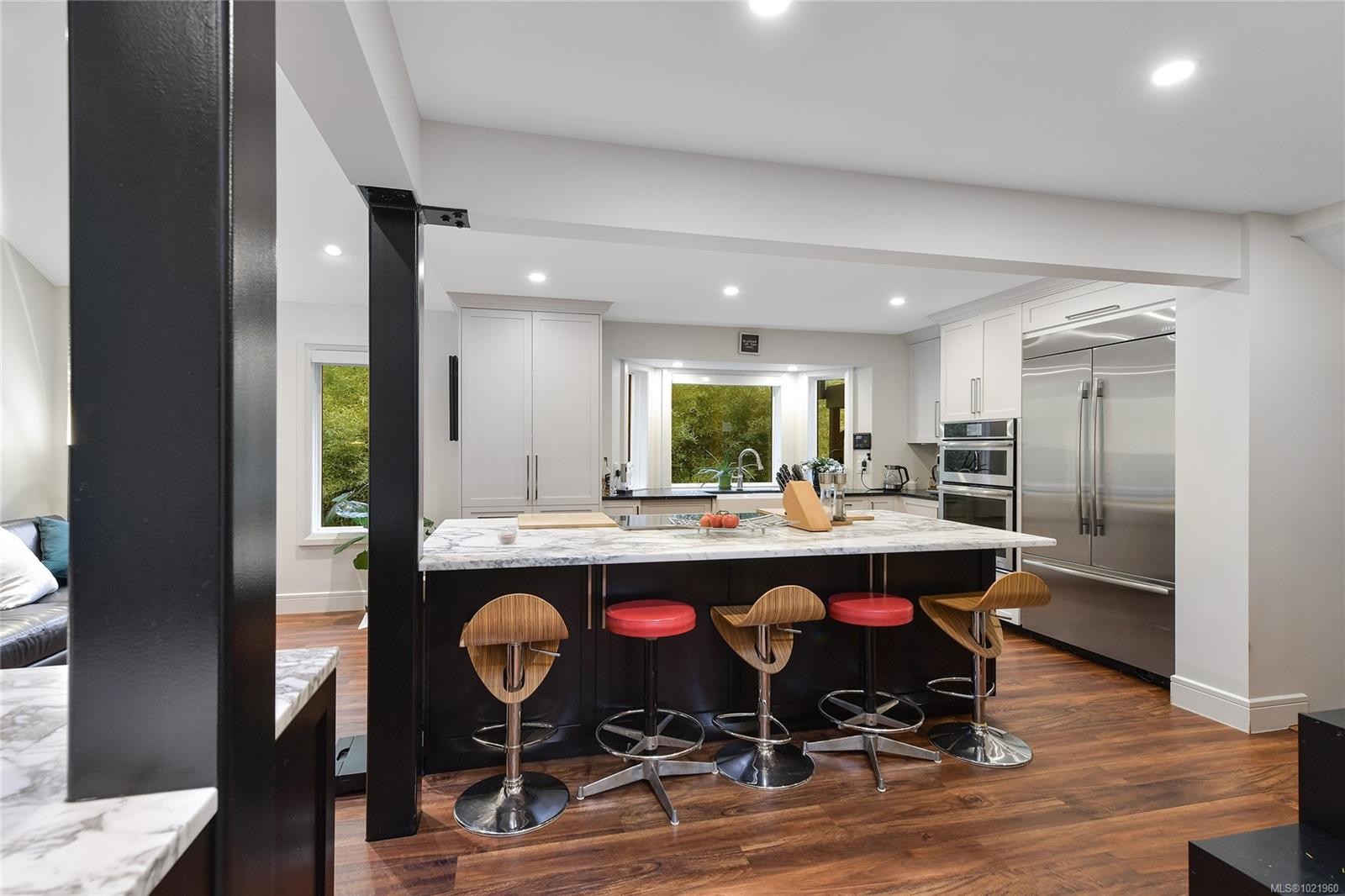 851 Sayward Rd, Saanich, BC