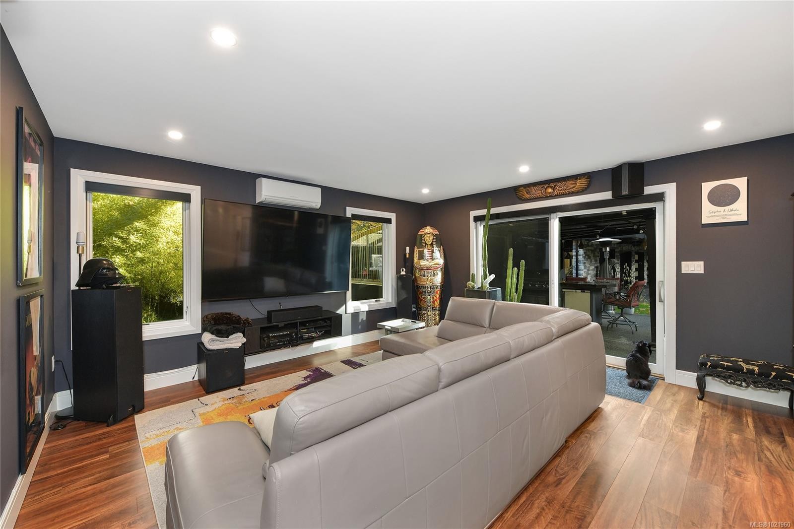 851 Sayward Rd, Saanich, BC