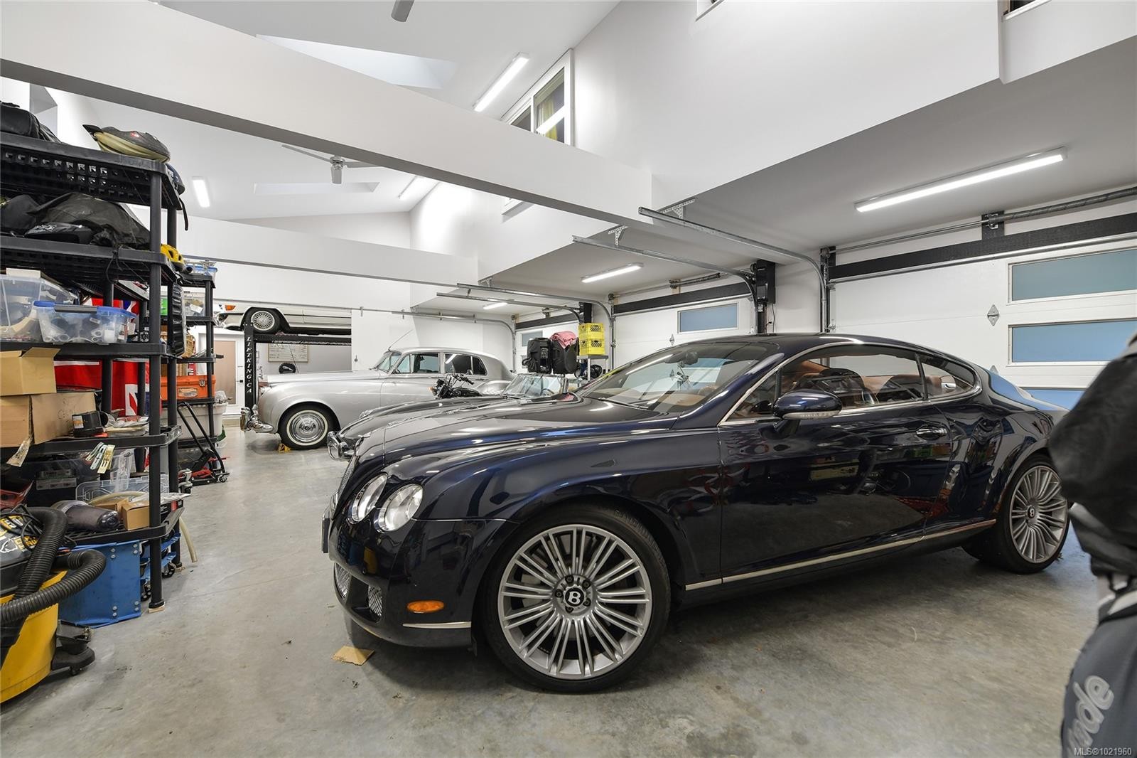 851 Sayward Rd, Saanich, BC