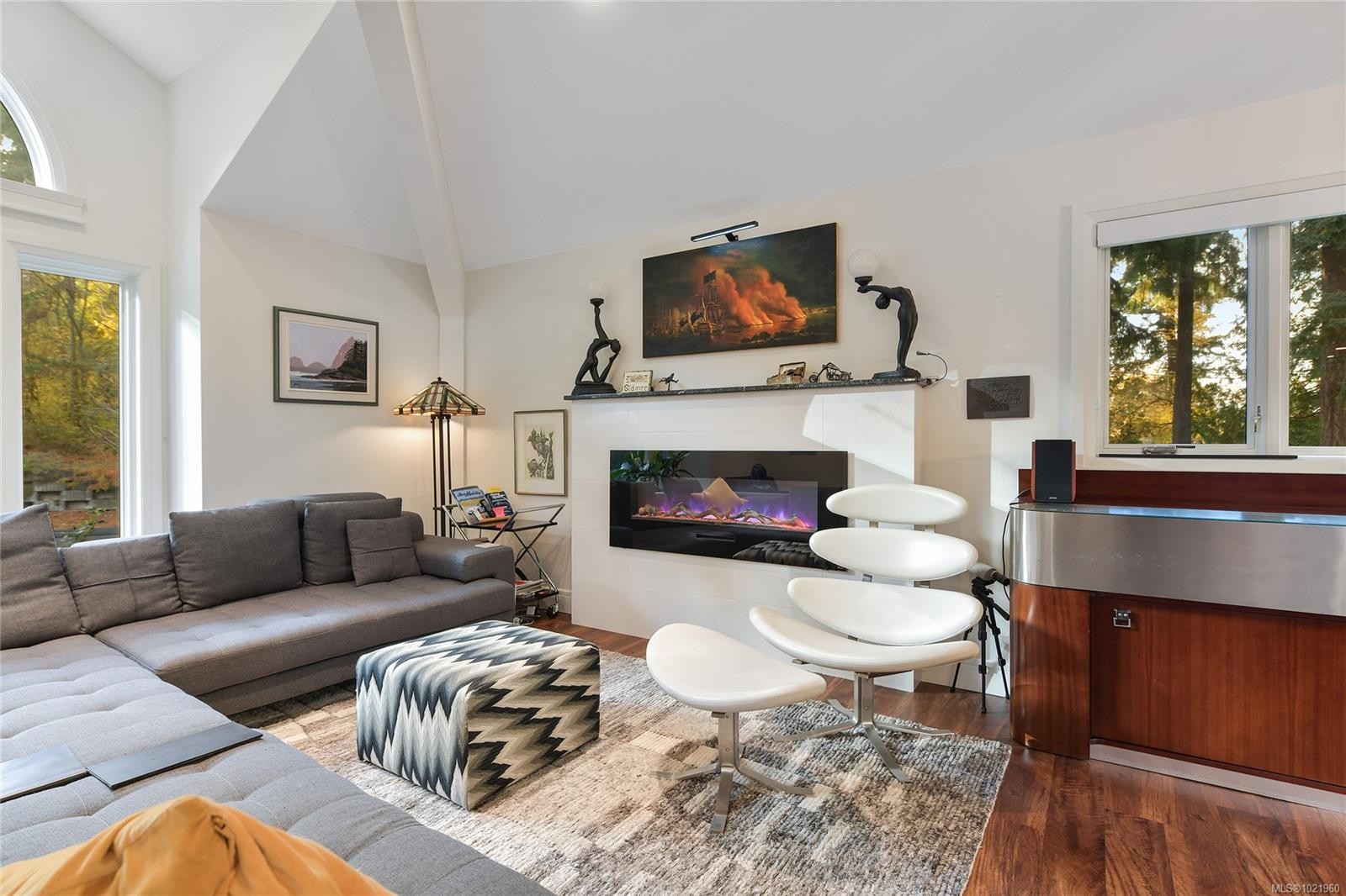 851 Sayward Rd, Saanich, BC