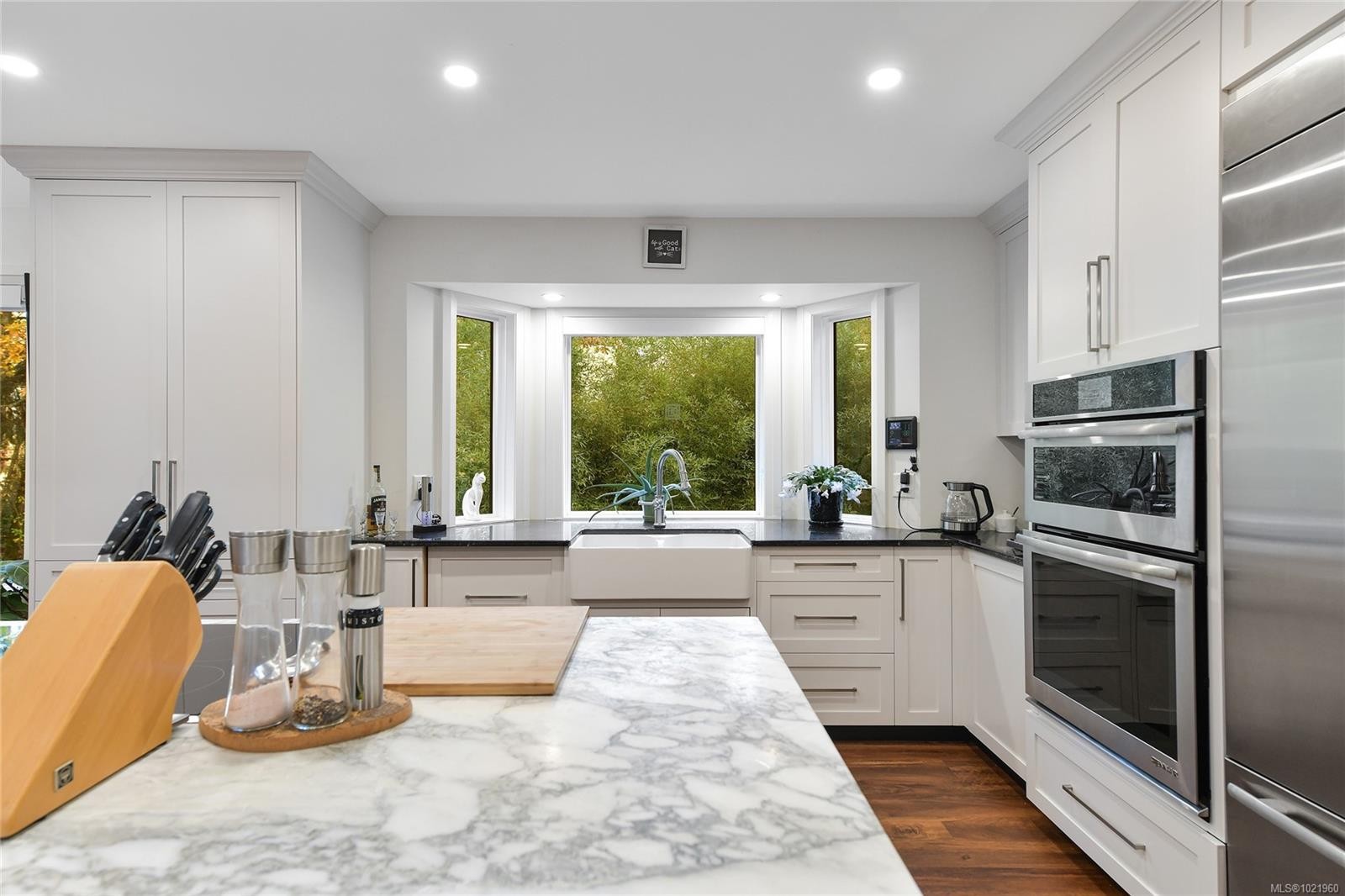 851 Sayward Rd, Saanich, BC