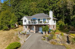 2074 Ludlow Rd Sooke, BC V9Z 0E6