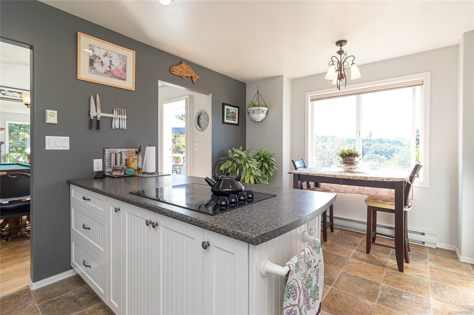 2074 Ludlow Rd, Sooke, BC