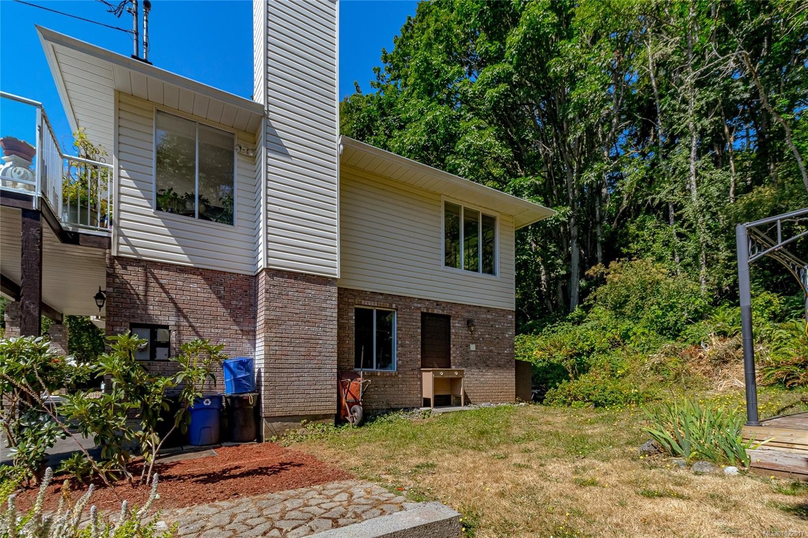 2074 Ludlow Rd, Sooke, BC