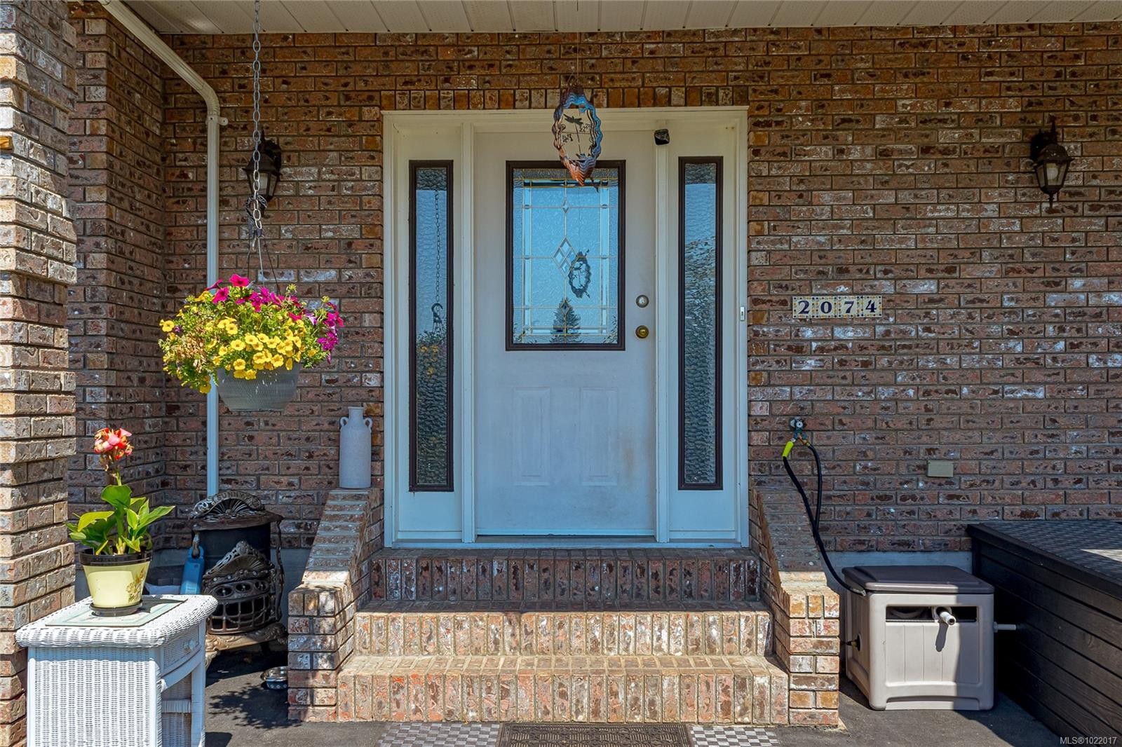 2074 Ludlow Rd, Sooke, BC