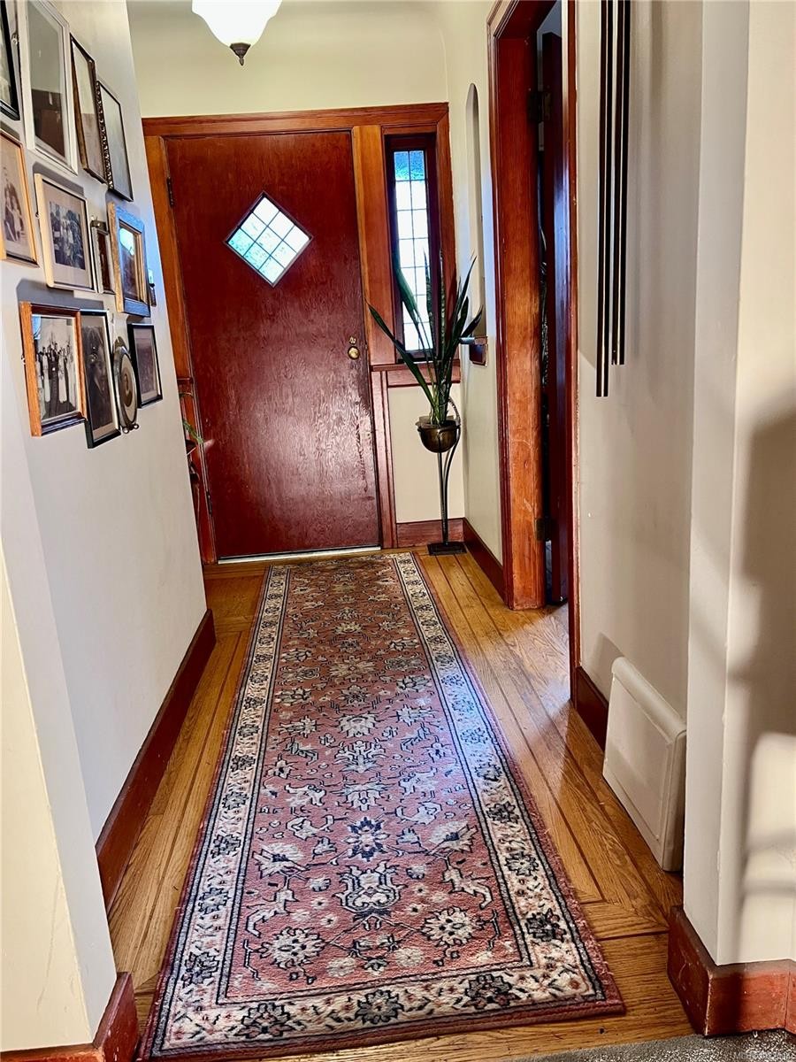 3681 Elliston St, Saanich, BC