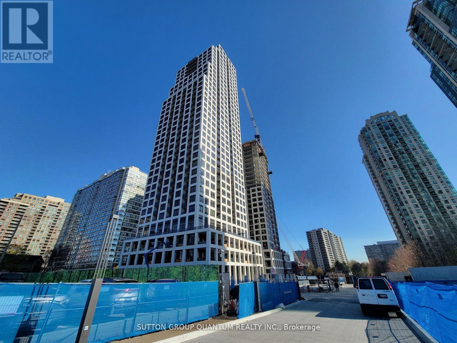 601 - 36 Elm Dr. W. Drive, Mississauga, ON - Outdoor With Facade