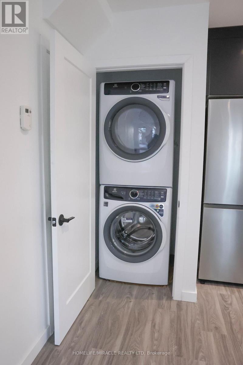 Grdn Suite - 67 Oakmount Road, Toronto, ON - Indoor Photo Showing Laundry Room
