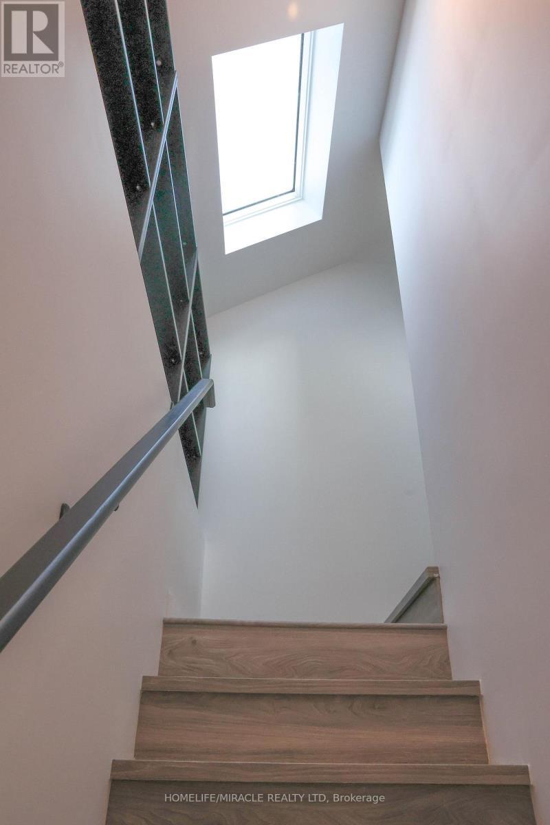 Grdn Suite - 67 Oakmount Road, Toronto, ON - Indoor Photo Showing Other Room