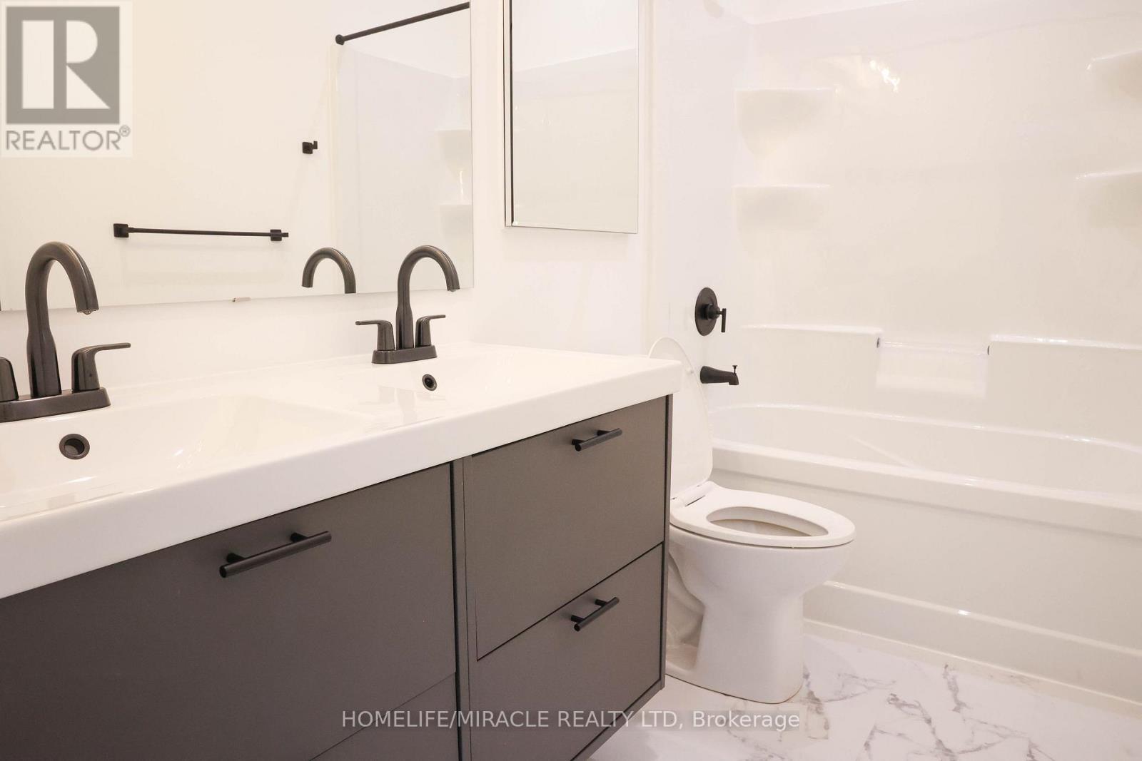 Grdn Suite - 67 Oakmount Road, Toronto, ON - Indoor Photo Showing Bathroom