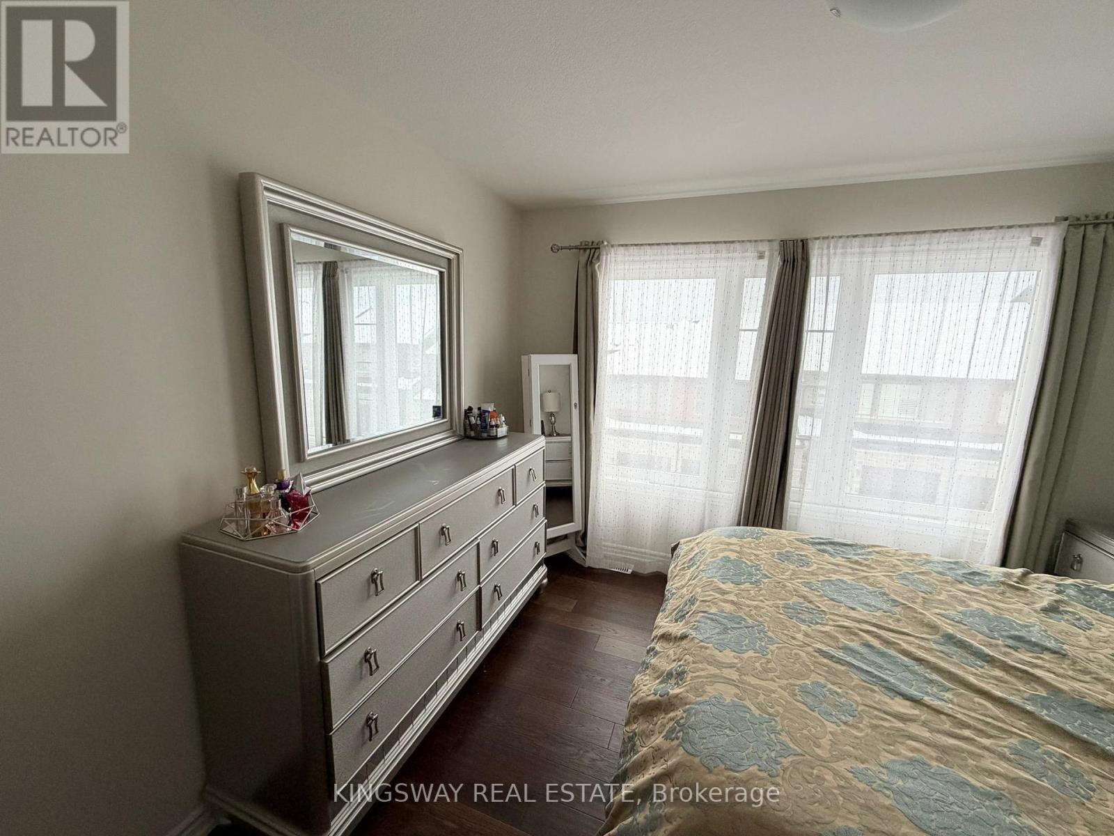66 - 30 Times Square Boulevard, Hamilton, ON - Indoor Photo Showing Bedroom