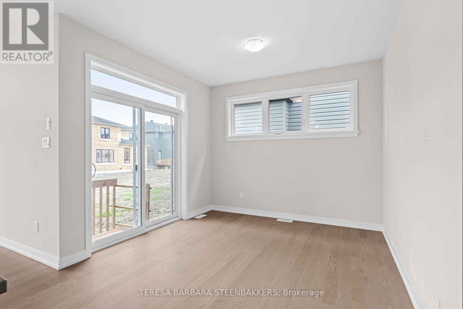 747 Kenny Gordon Avenue W, Ottawa, ON - Indoor Photo Showing Other Room