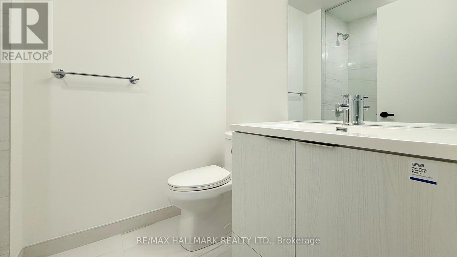 4203 - 8 Interchange Way, Vaughan, ON - Indoor Photo Showing Bathroom