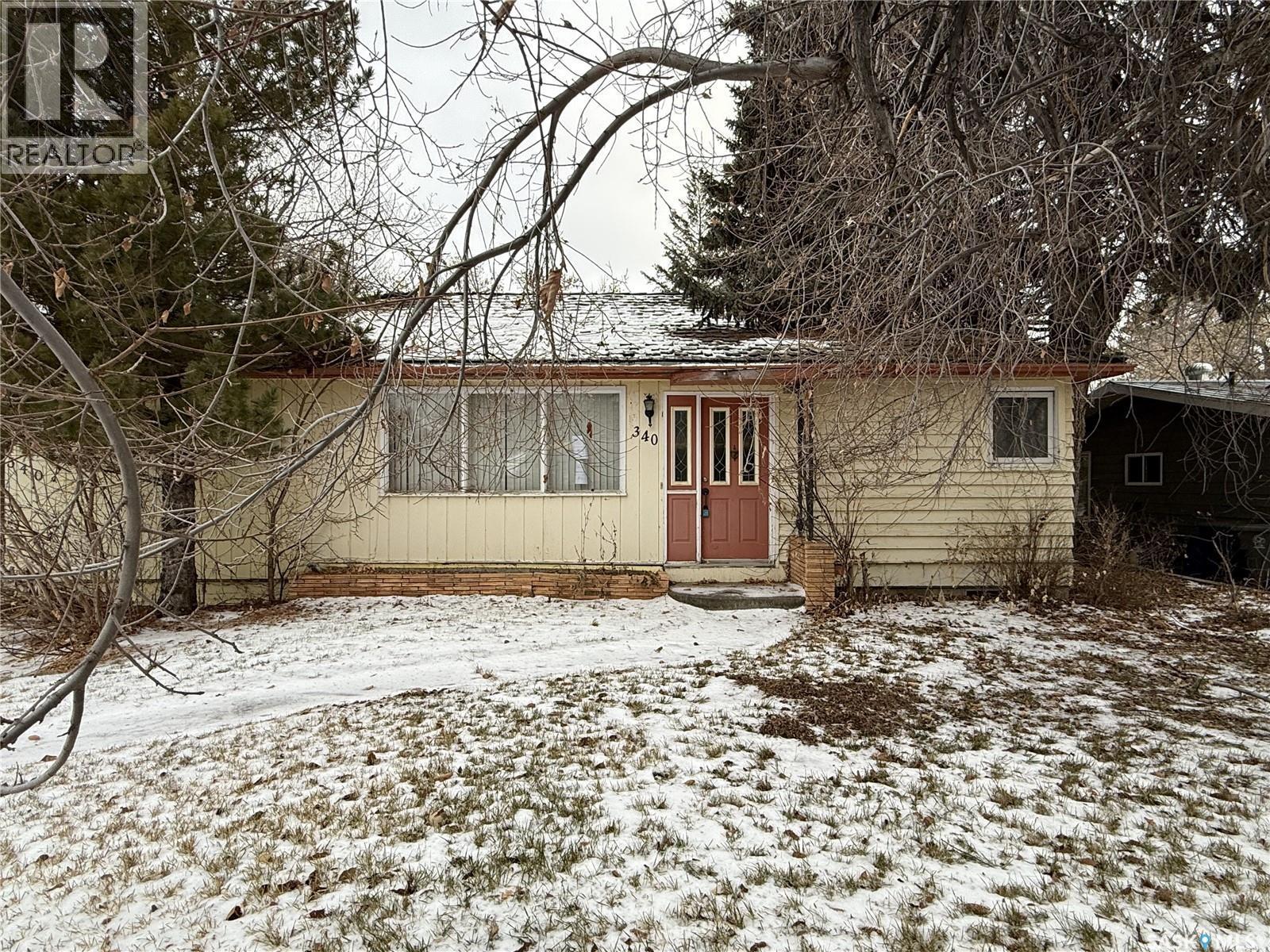 340 Ross Street, Lumsden, SK - Outdoor