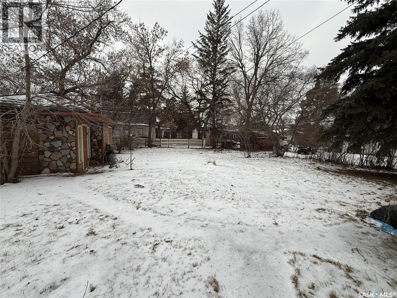 340 Ross Street, Lumsden, SK - Outdoor