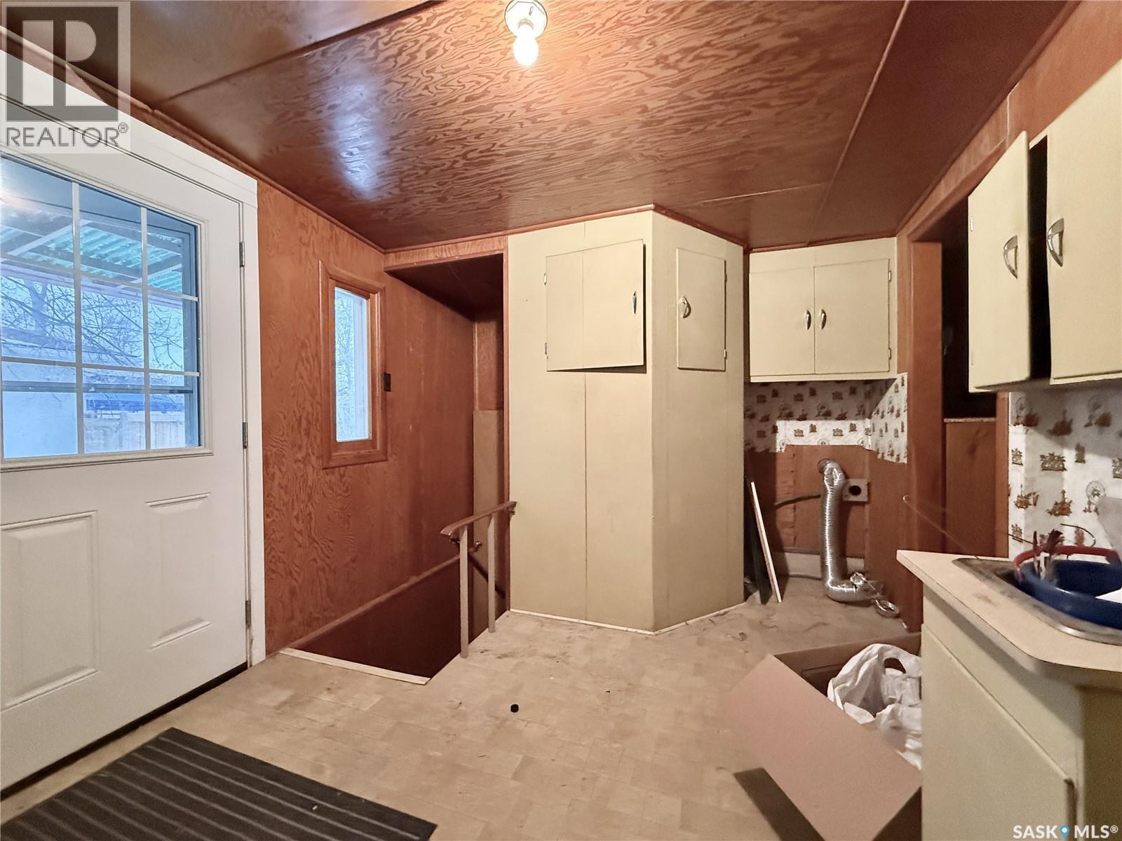 340 Ross Street, Lumsden, SK - Indoor Photo Showing Other Room