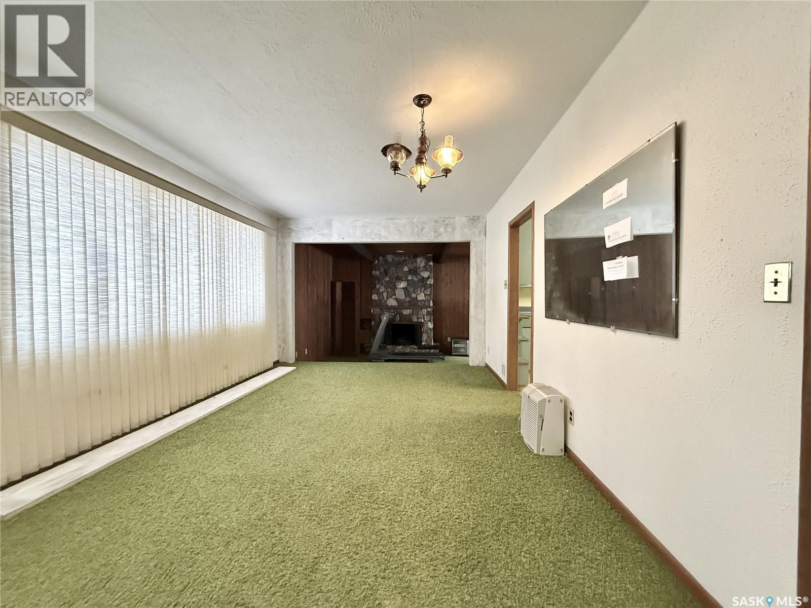 340 Ross Street, Lumsden, SK - Indoor Photo Showing Other Room