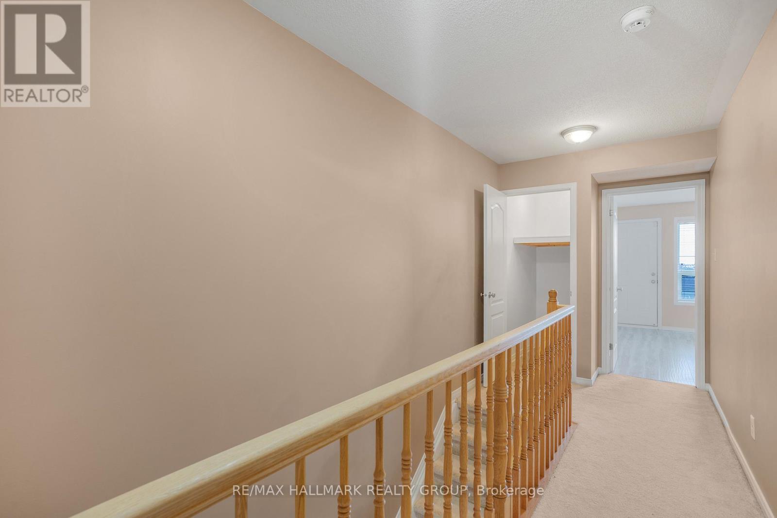 584 Lakeridge Drive, Ottawa, ON - Indoor Photo Showing Other Room