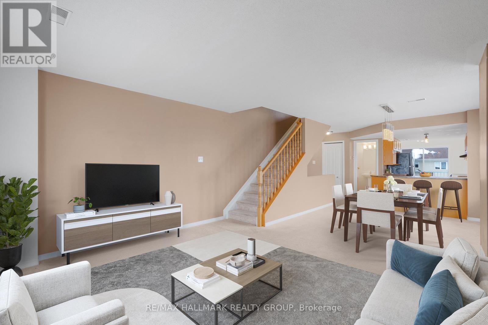 584 Lakeridge Drive, Ottawa, ON - Indoor Photo Showing Living Room