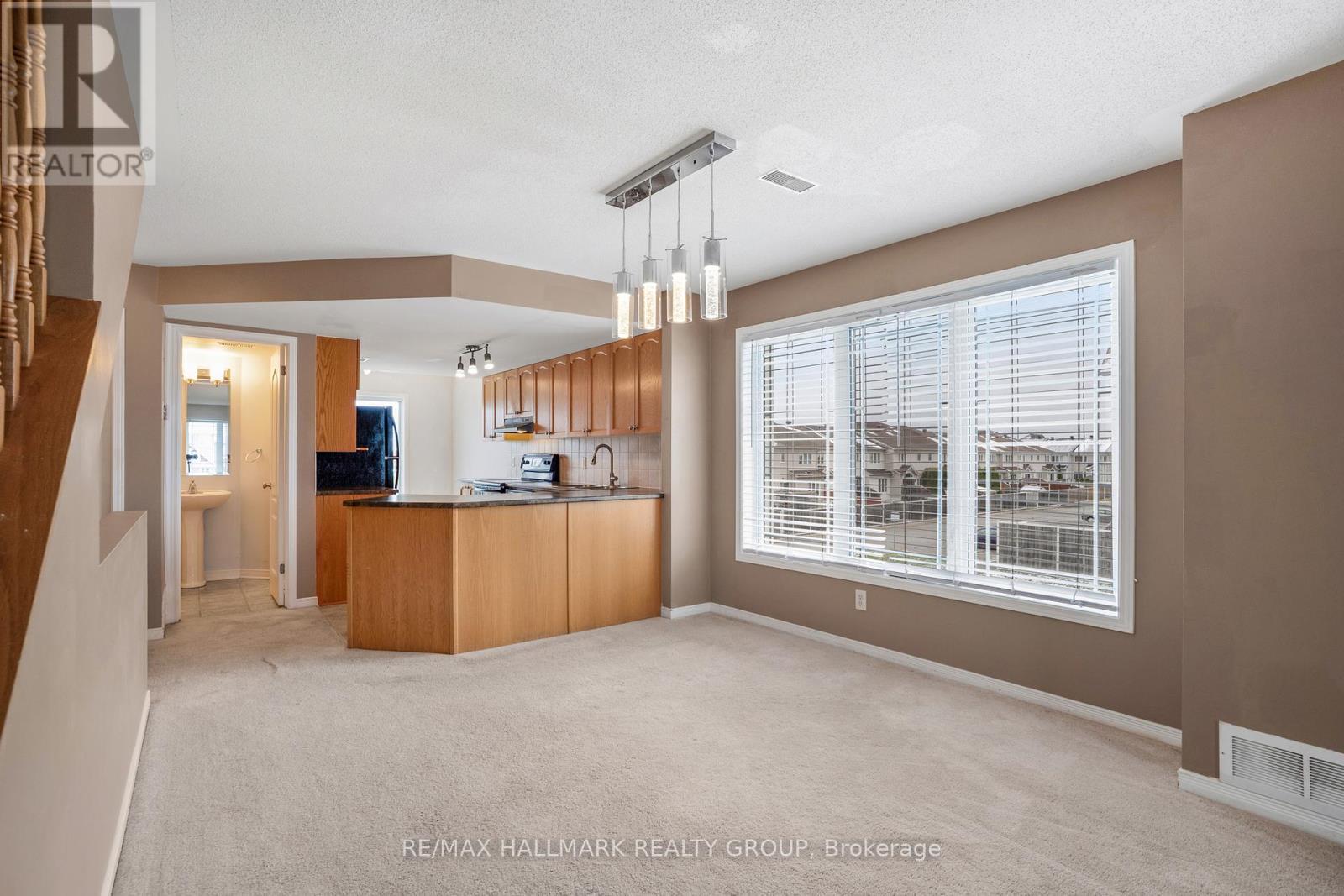 584 Lakeridge Drive, Ottawa, ON - Indoor