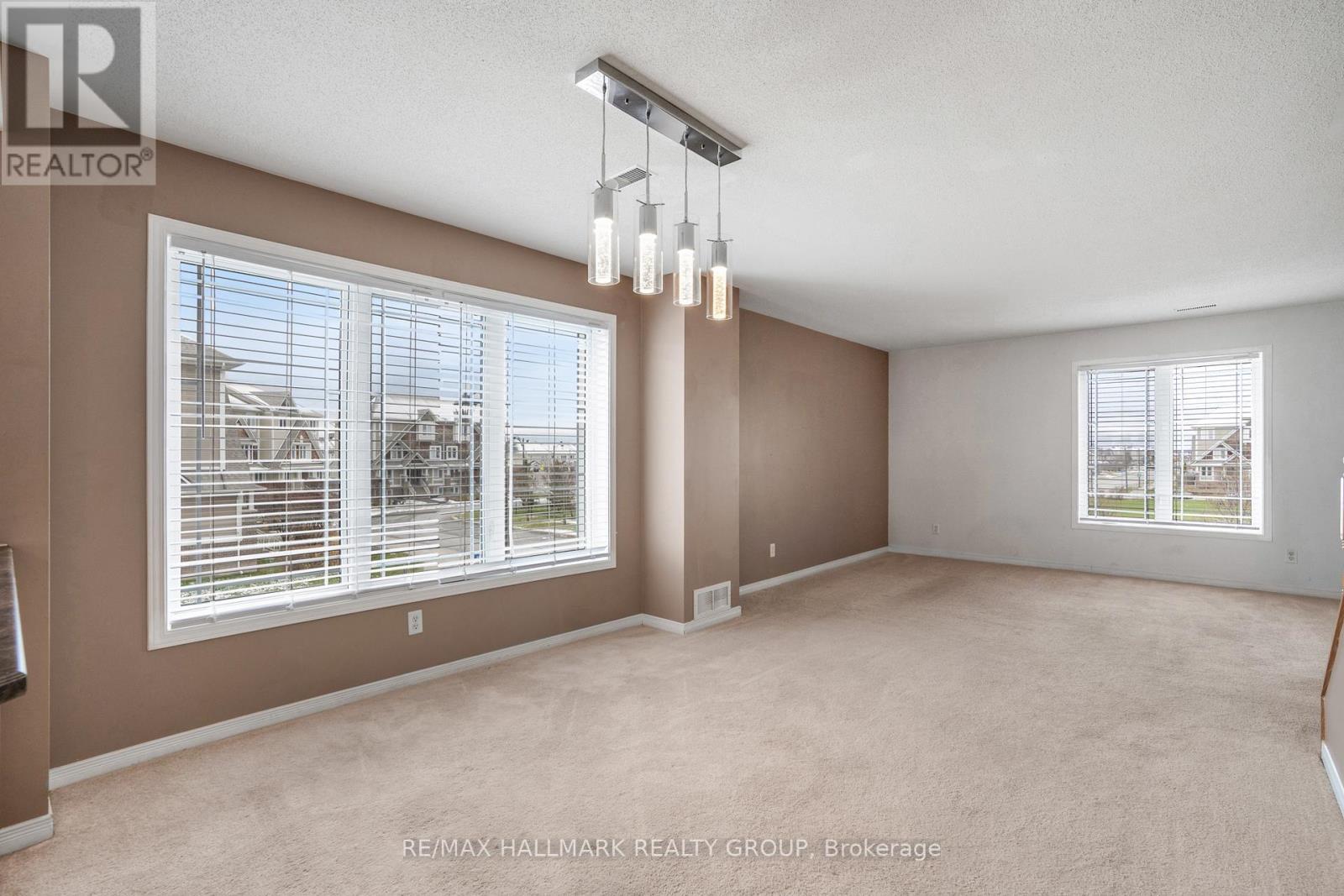 584 Lakeridge Drive, Ottawa, ON - Indoor Photo Showing Other Room
