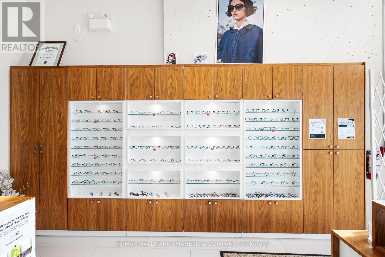 B10 - 9610 Yonge Street, Richmond Hill, ON