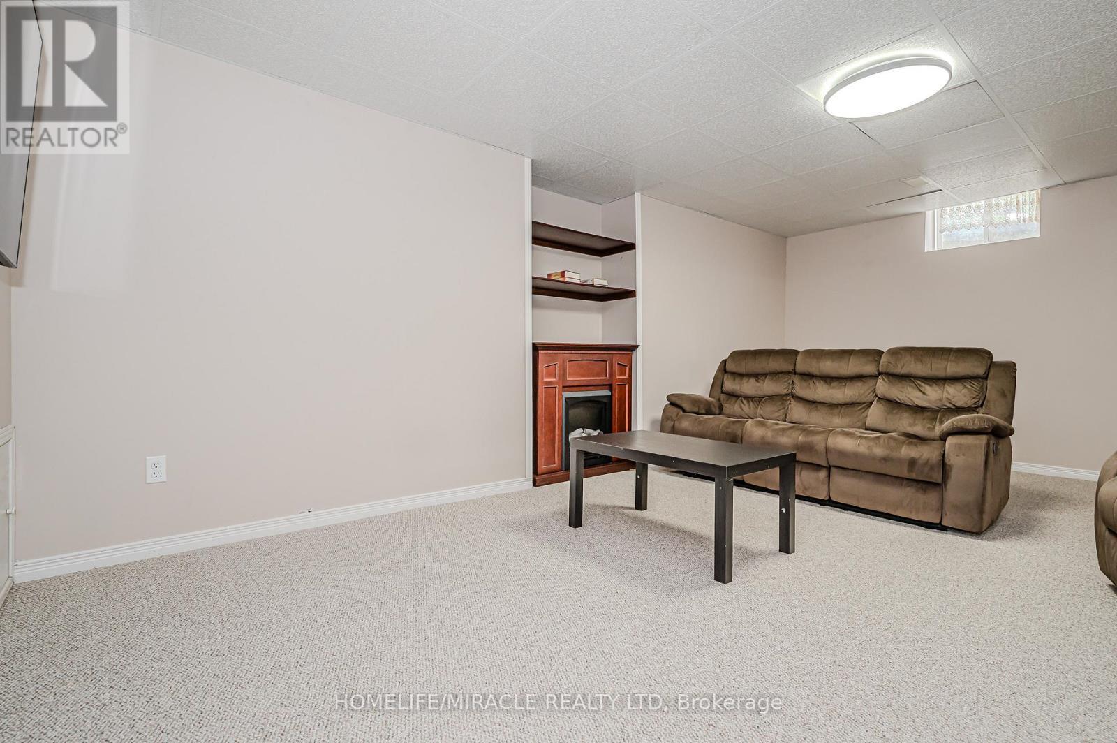 80 Meadowbank Drive, Hamilton, ON - Indoor