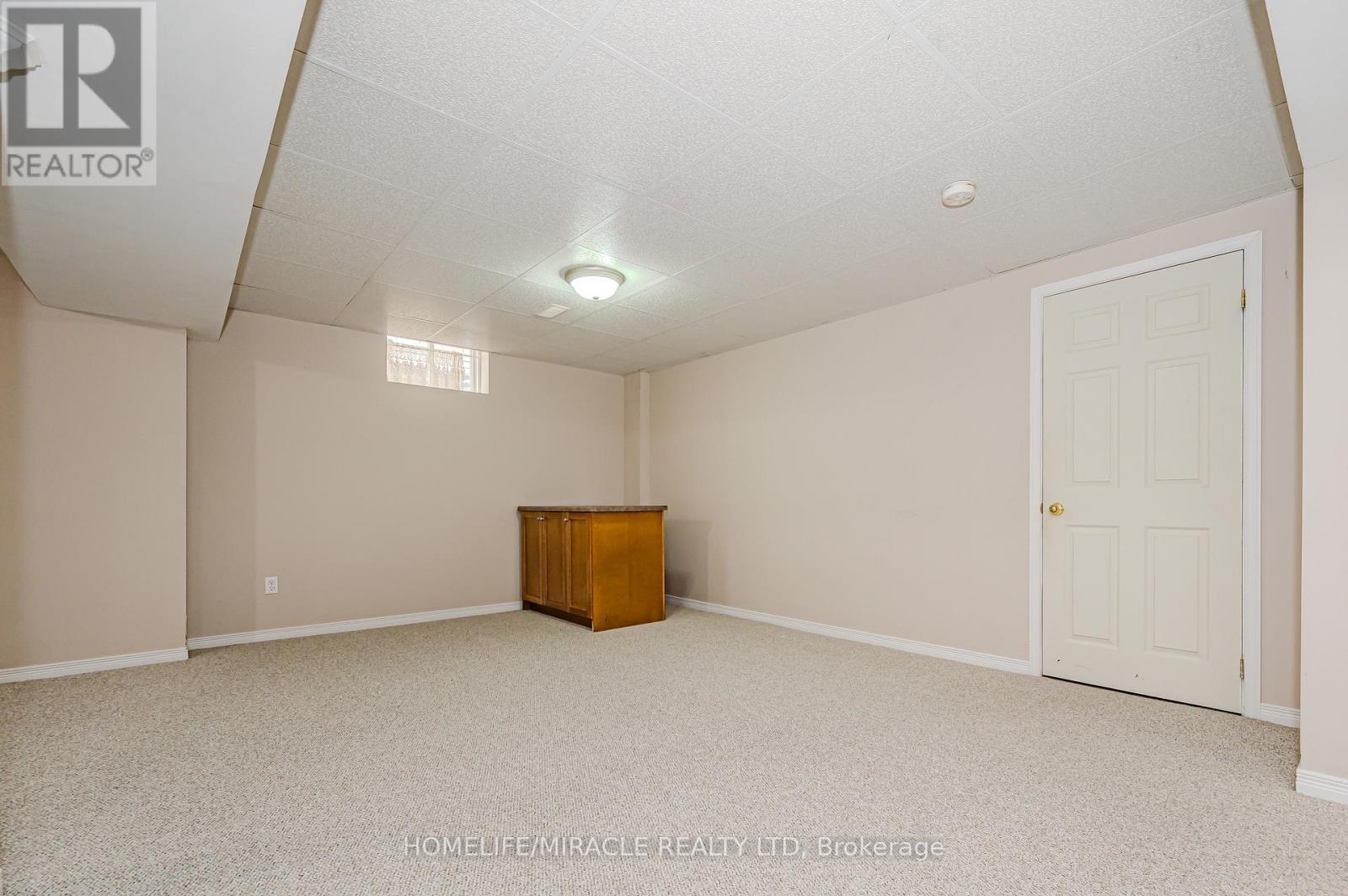 80 Meadowbank Drive, Hamilton, ON - Indoor