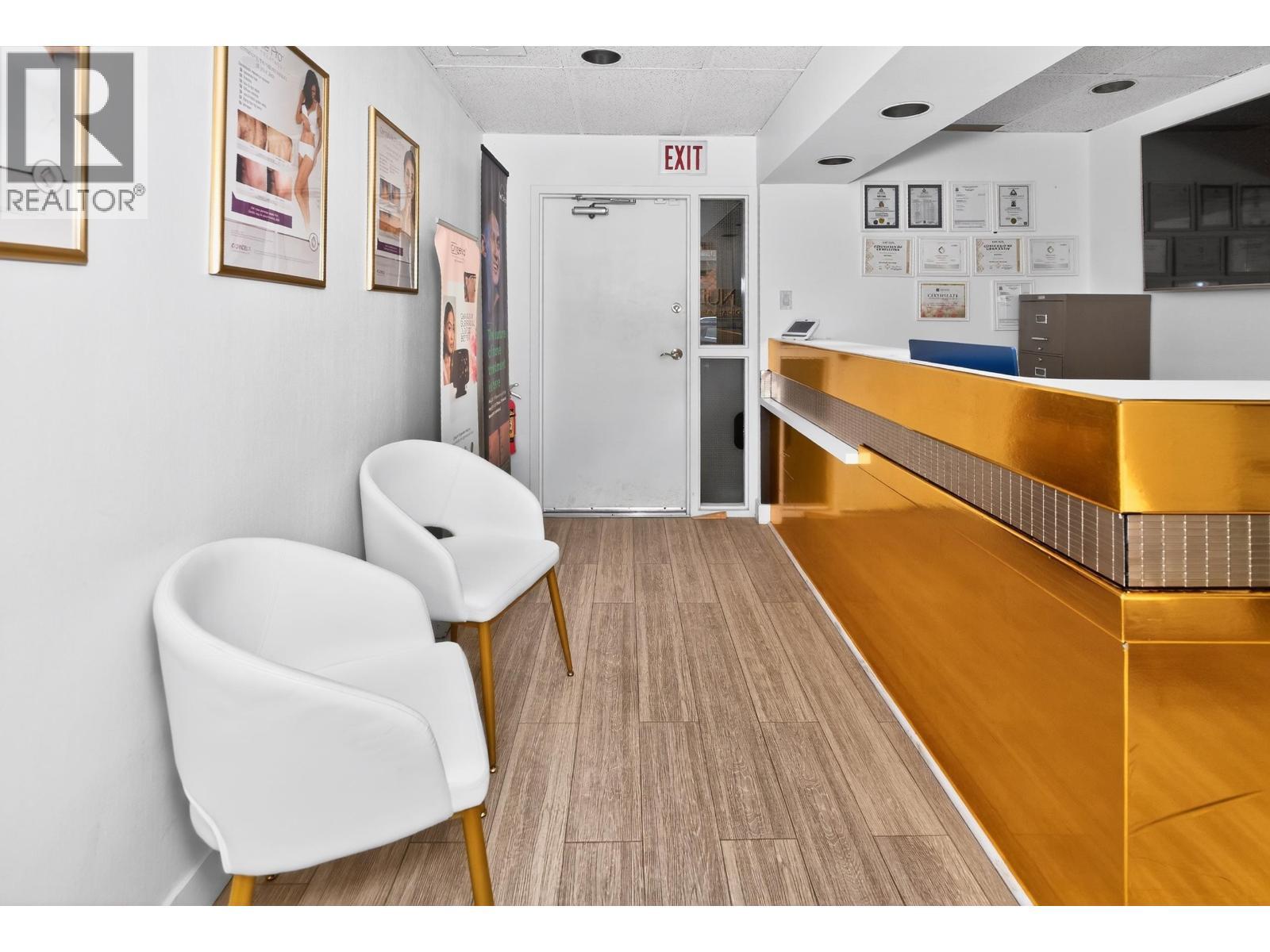 12085 Confidential, North Vancouver, BC