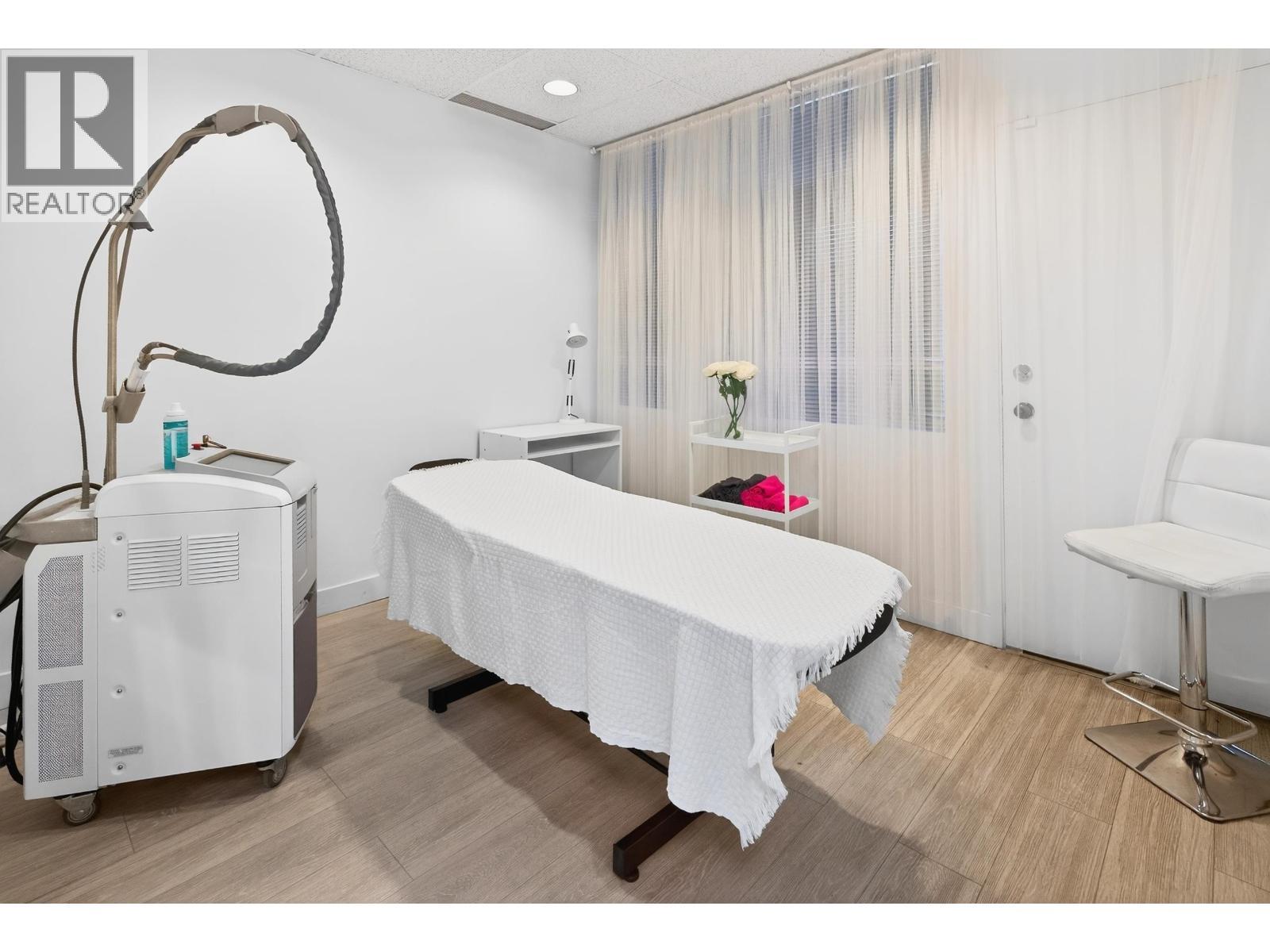 12085 Confidential, North Vancouver, BC