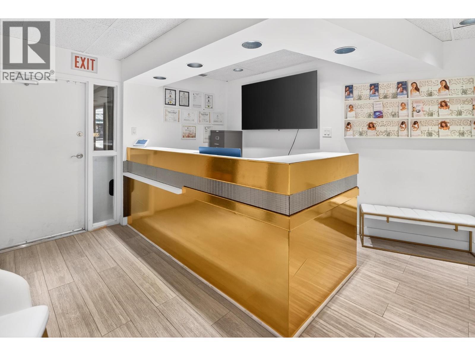 12085 Confidential, North Vancouver, BC