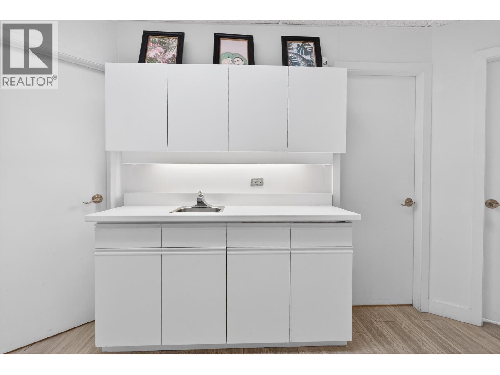 12085 Confidential, North Vancouver, BC