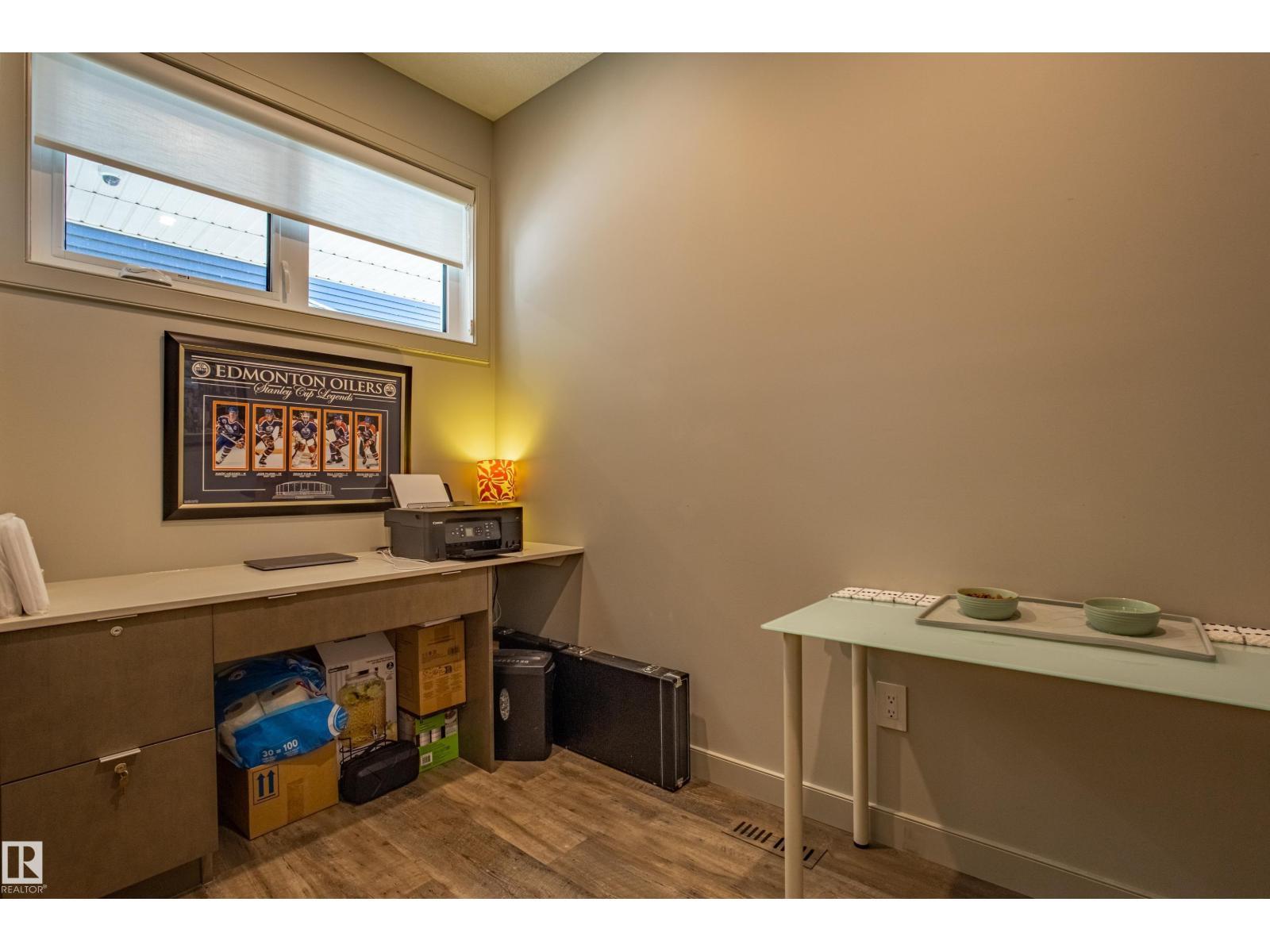 6013 Naden Ld Nw, Edmonton, AB - Indoor