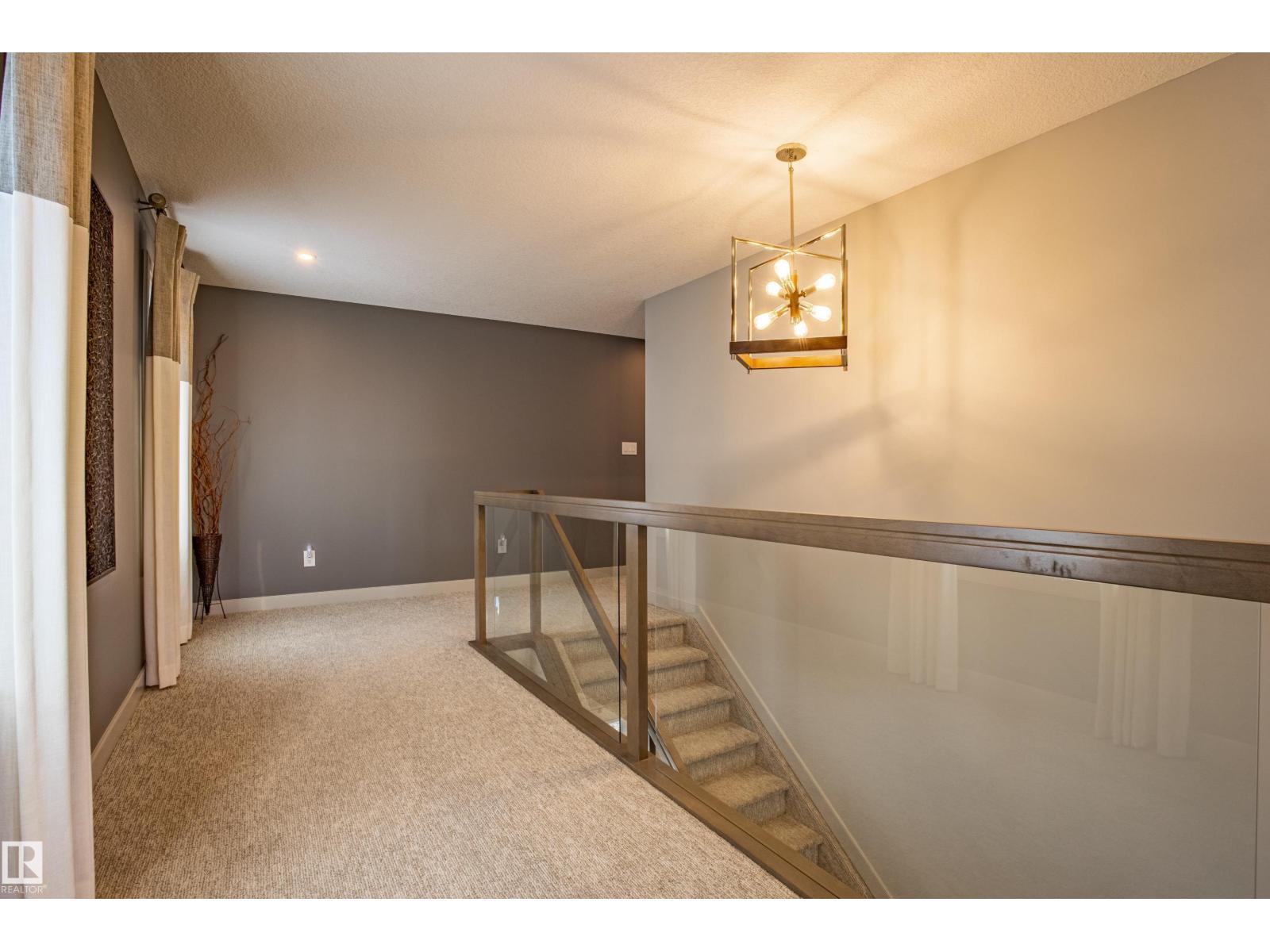 6013 Naden Ld Nw, Edmonton, AB - Indoor Photo Showing Other Room