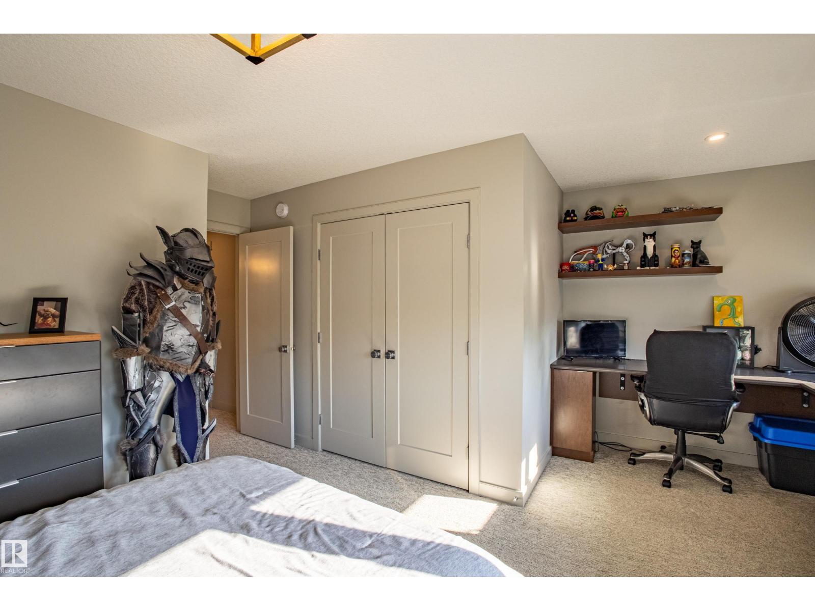 6013 Naden Ld Nw, Edmonton, AB - Indoor