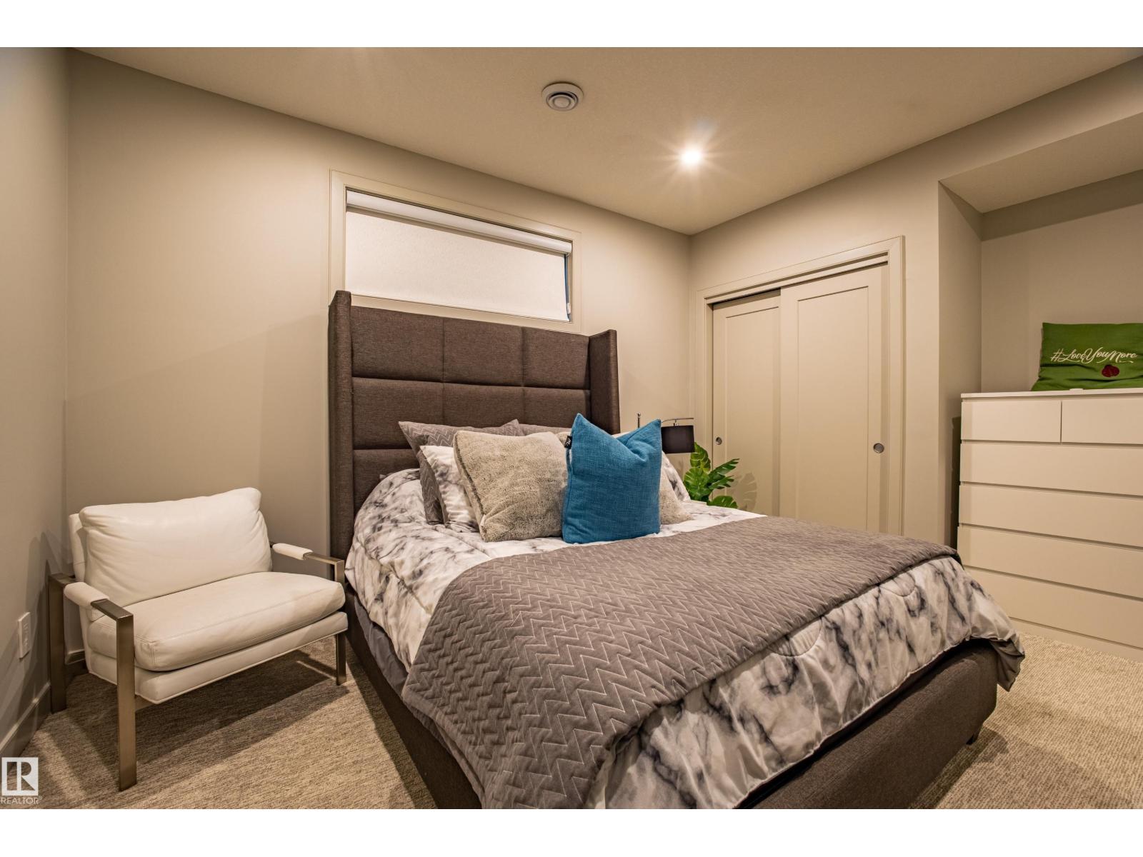 6013 Naden Ld Nw, Edmonton, AB - Indoor Photo Showing Bedroom