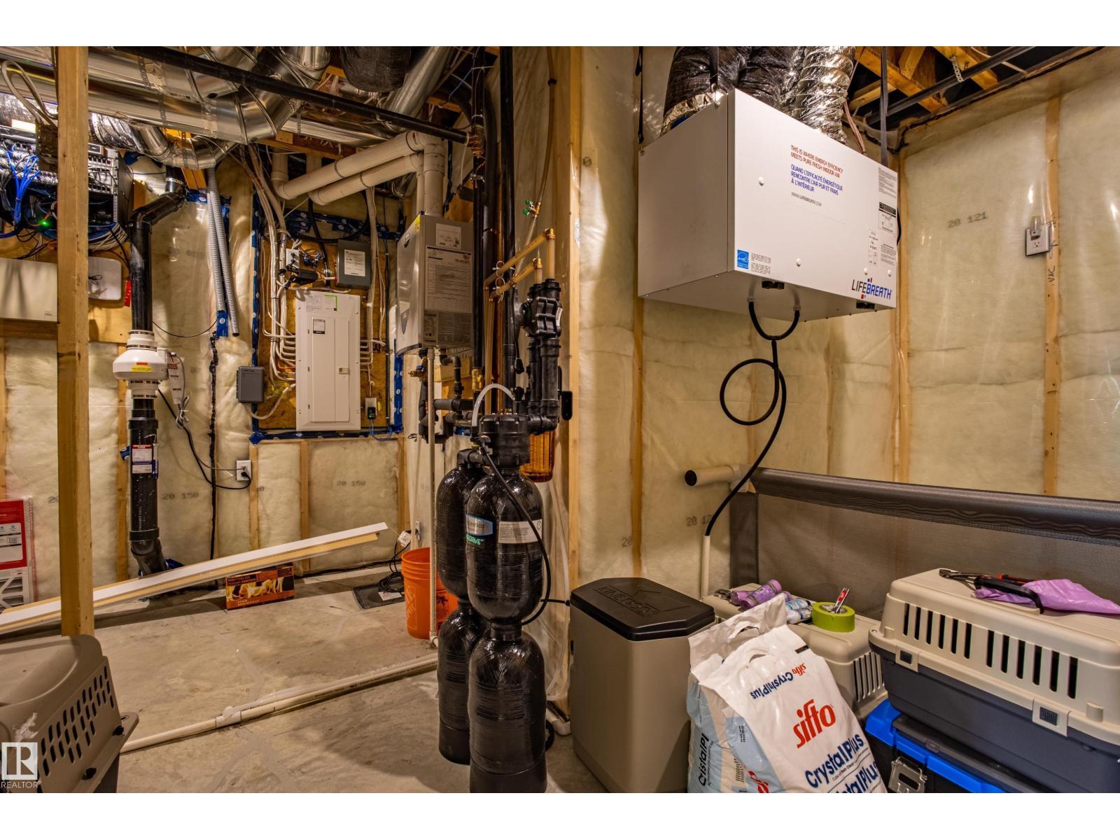 6013 Naden Ld Nw, Edmonton, AB - Indoor Photo Showing Basement