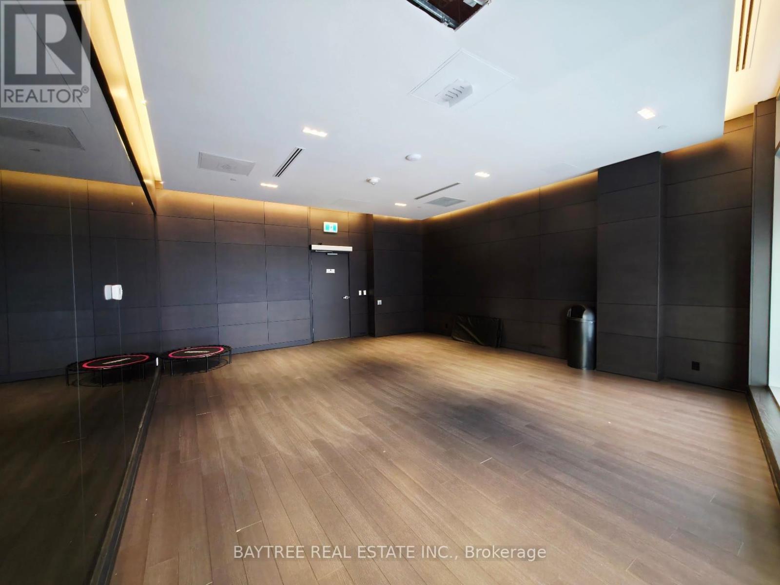 5007 - 2221 Yonge Street, Toronto, ON - Indoor Photo Showing Other Room