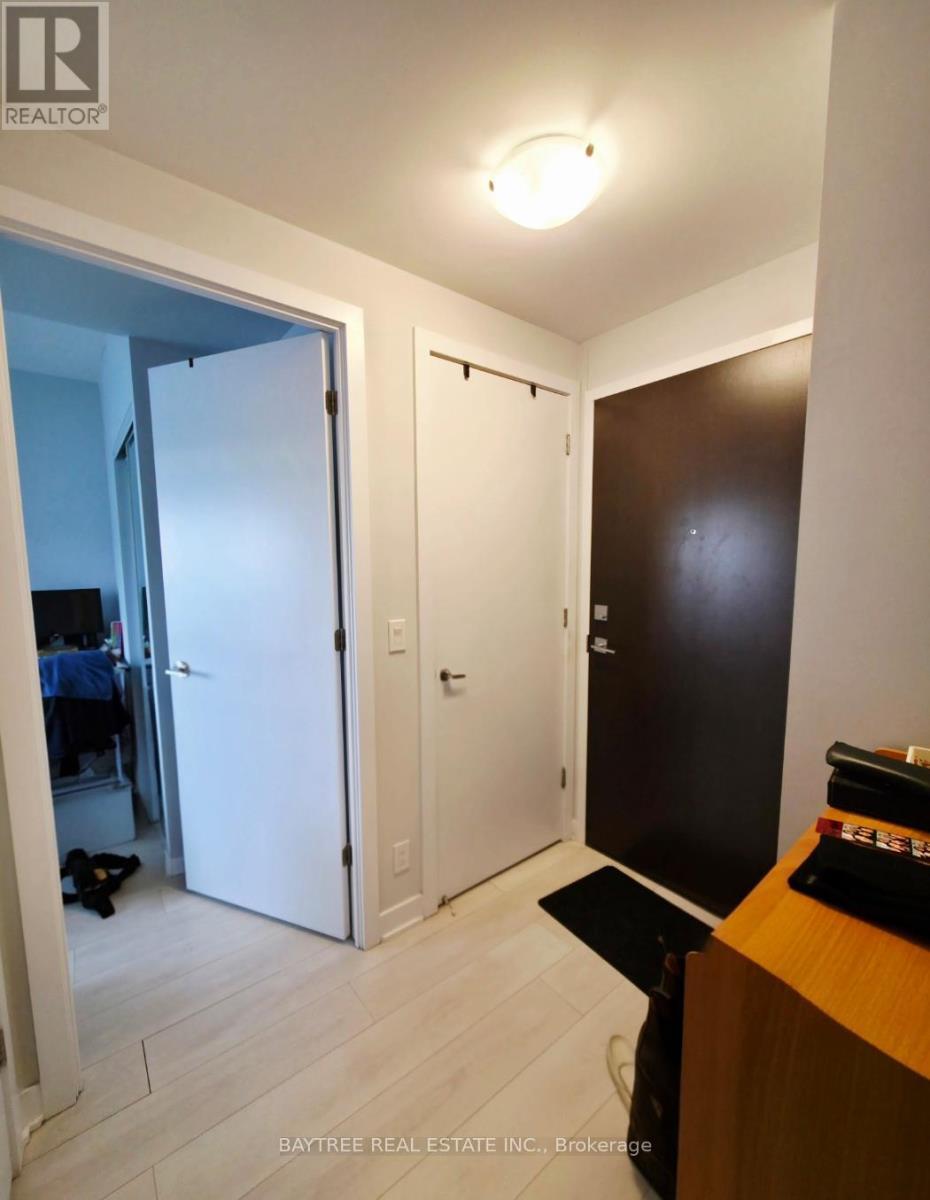 5007 - 2221 Yonge Street, Toronto, ON - Indoor Photo Showing Other Room