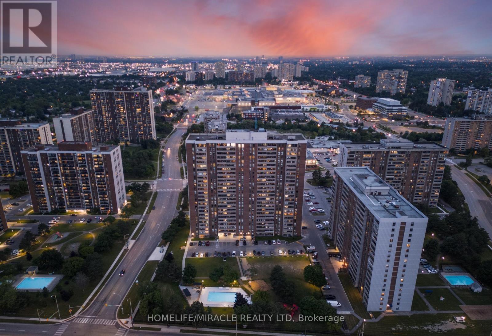2605 - 18 Knightsbridge Road, Brampton, ON - Outdoor With View