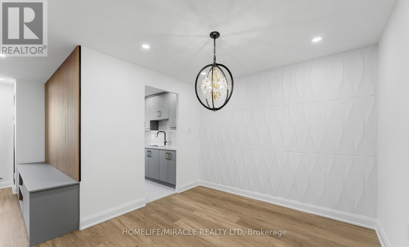 2605 - 18 Knightsbridge Road, Brampton, ON - Indoor Photo Showing Other Room