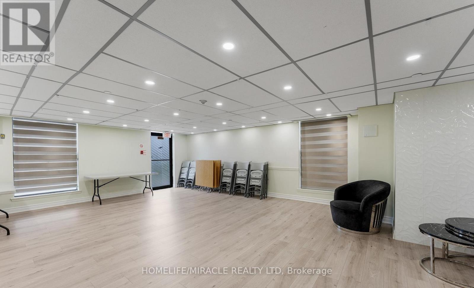 2605 - 18 Knightsbridge Road, Brampton, ON - Indoor Photo Showing Other Room