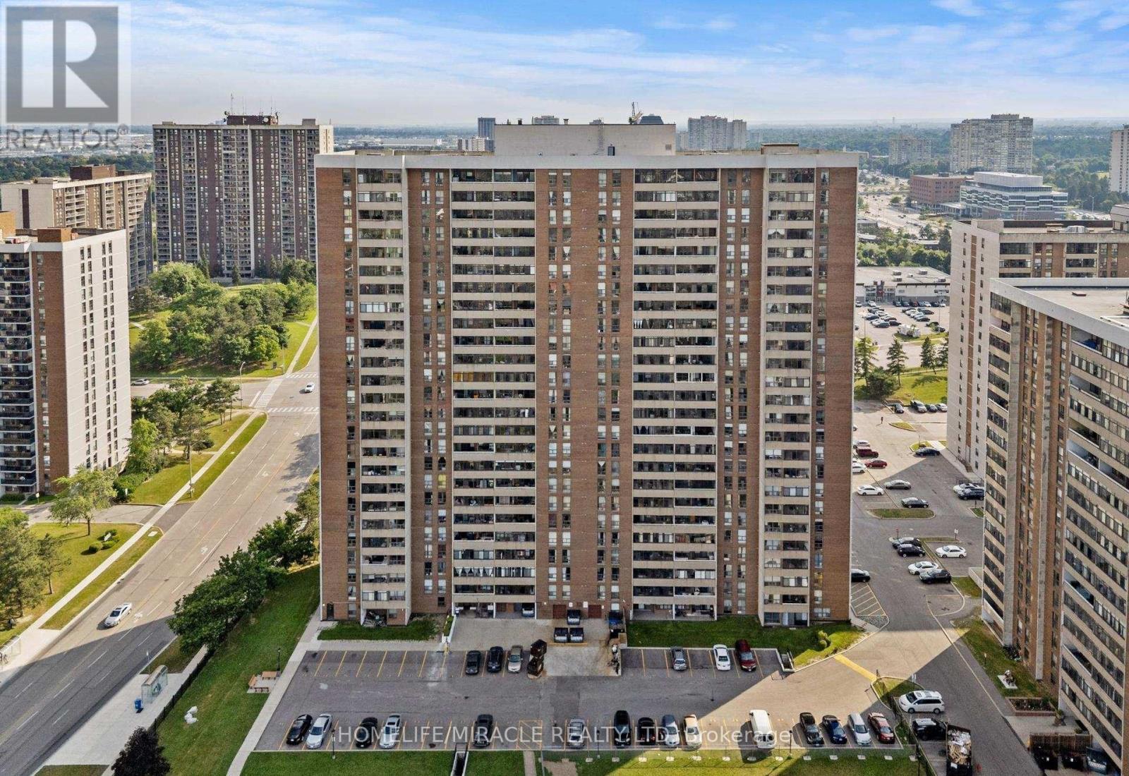2605 - 18 Knightsbridge Road, Brampton, ON - Outdoor With Balcony With Facade With View