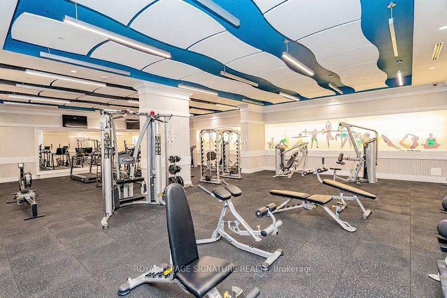 1209-9075 Jane Street, Vaughan, ON - Indoor Photo Showing Gym Room