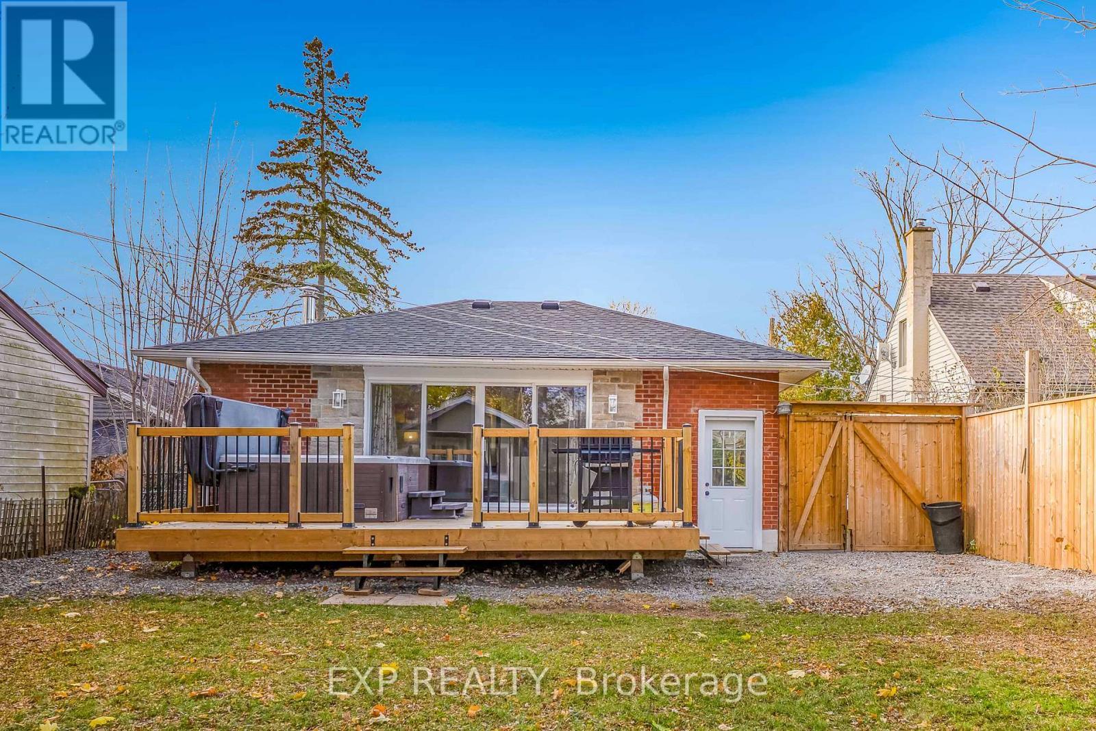 3426 Strang Drive, Niagara Falls (Chippawa), ON - Outdoor With Deck Patio Veranda