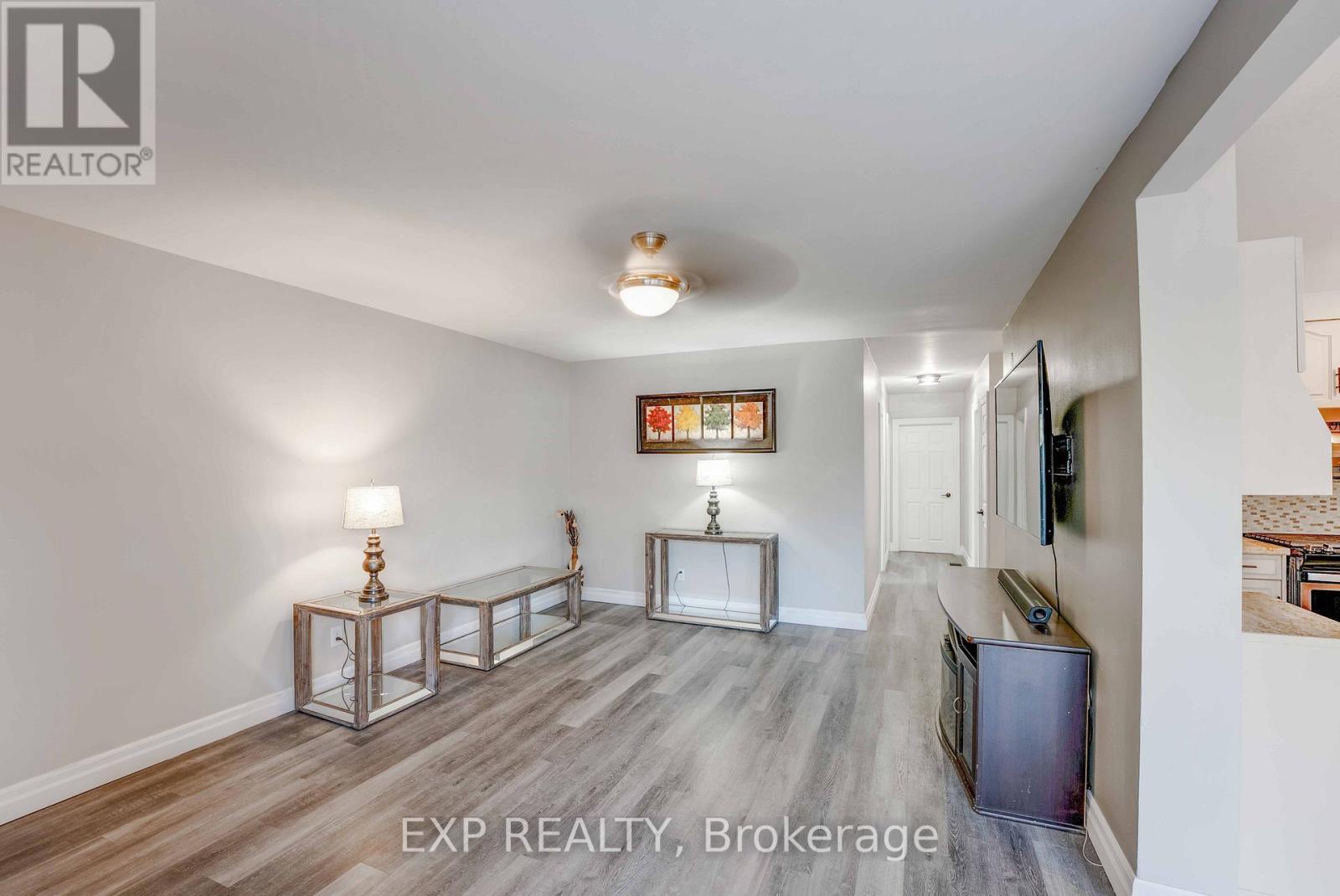 3426 Strang Drive, Niagara Falls (Chippawa), ON - Indoor Photo Showing Other Room