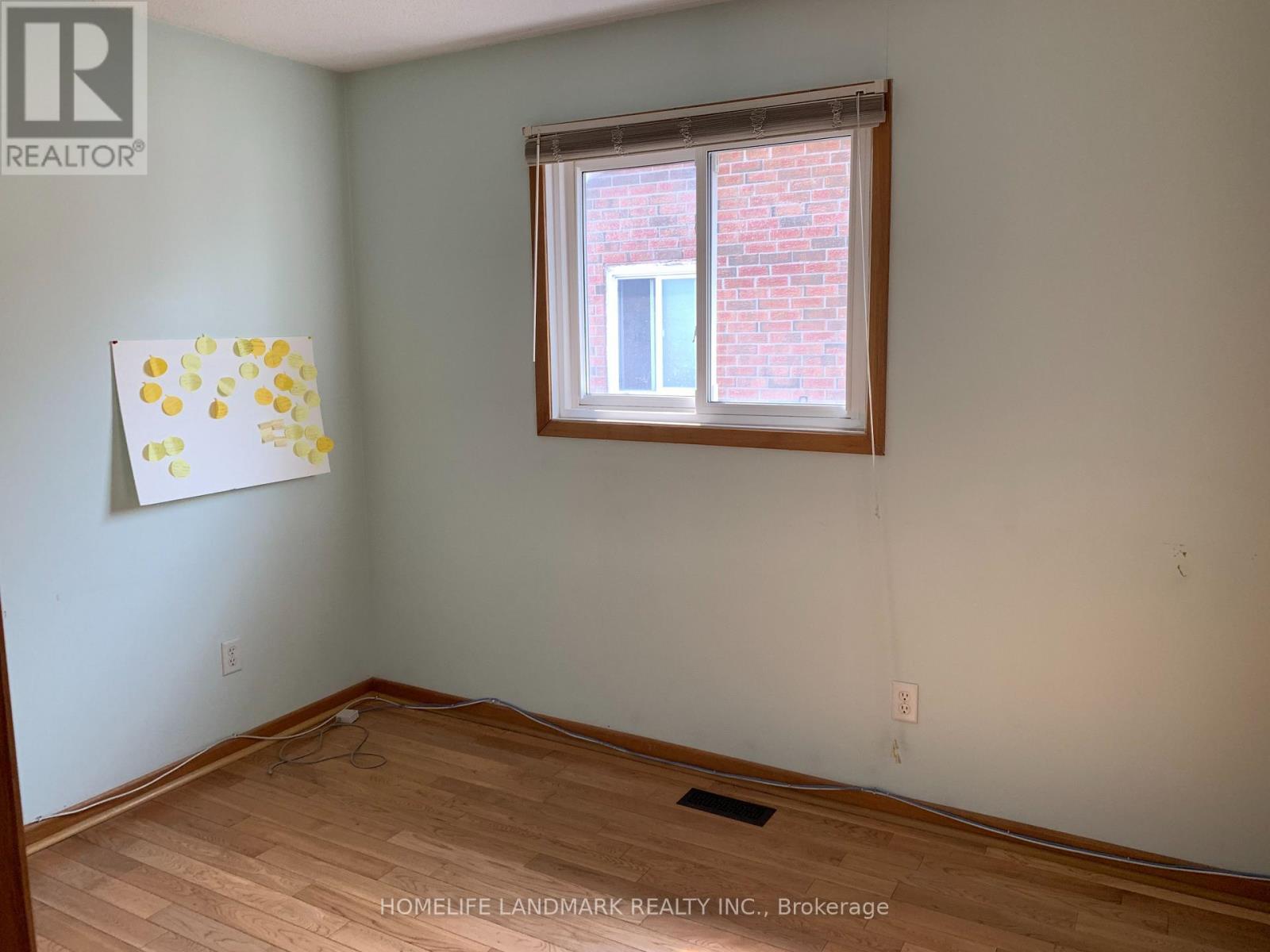 Upper - 96 Bay Hill Drive E, Vaughan, ON - Indoor Photo Showing Other Room