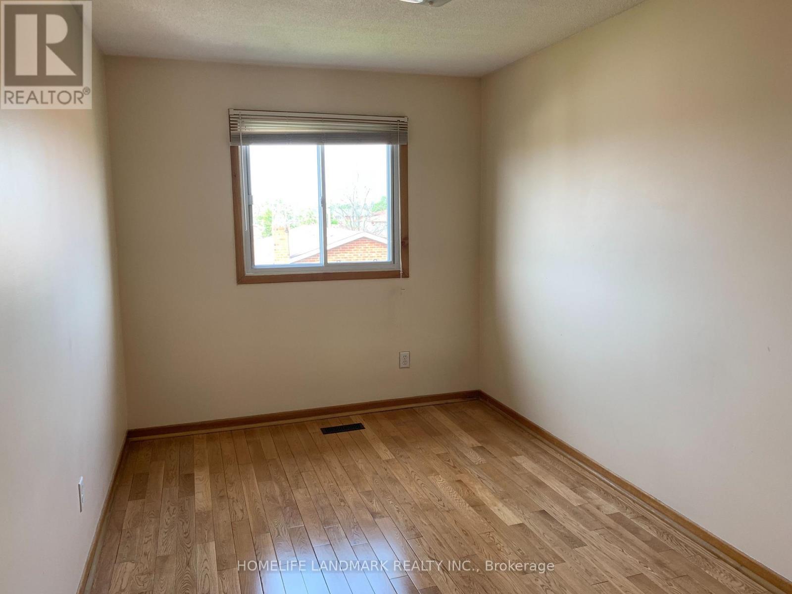 Upper - 96 Bay Hill Drive E, Vaughan, ON - Indoor Photo Showing Other Room